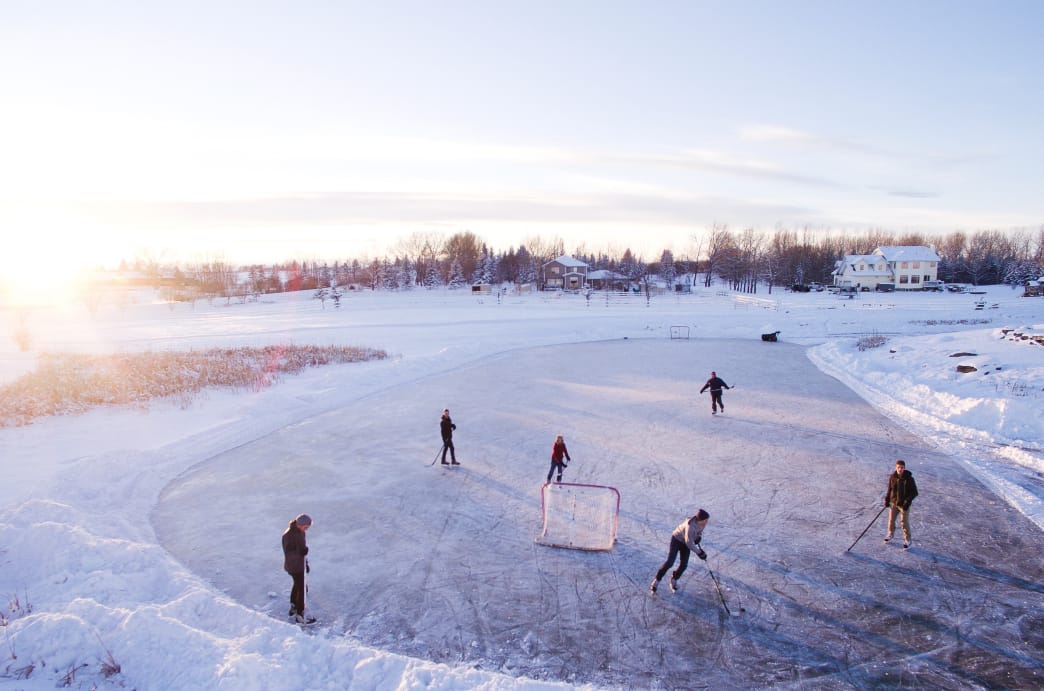 How to Stay Warm During an Outdoor New Year's Celebration